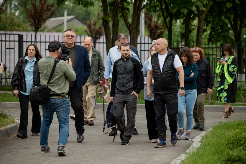 16.05 благодійний фонд подарував водоочисну станцію Макарову